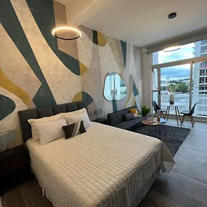  Apartamento Modern Near The Airport